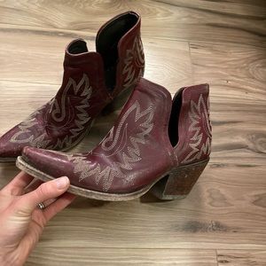 Ariat Dixon booties